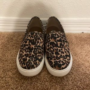 Steve Madden leopard sneakers